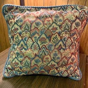 Vintage Riverdale Tapestry Accent Pillow With Rope Piping